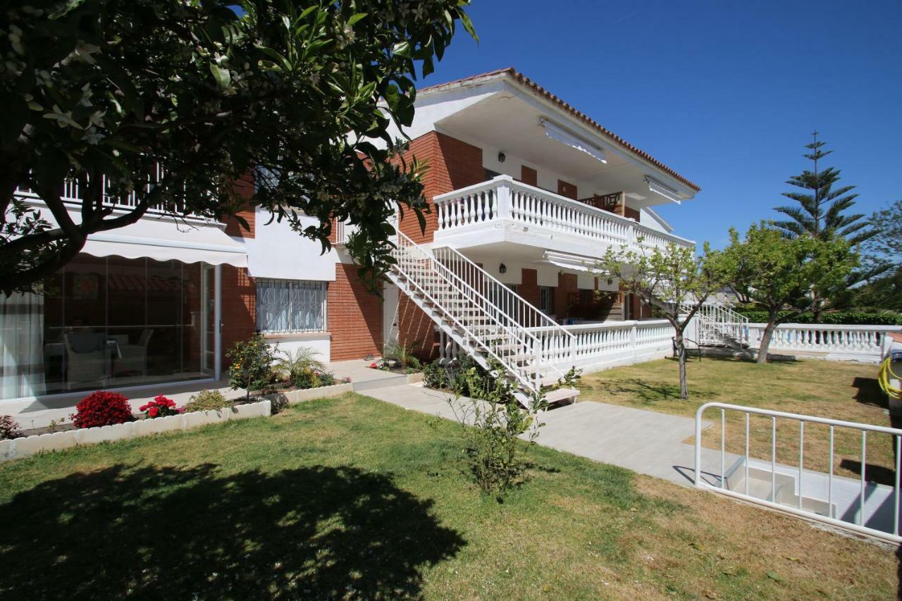 דירות קמברילס Casa Rosales 4 מראה חיצוני תמונה